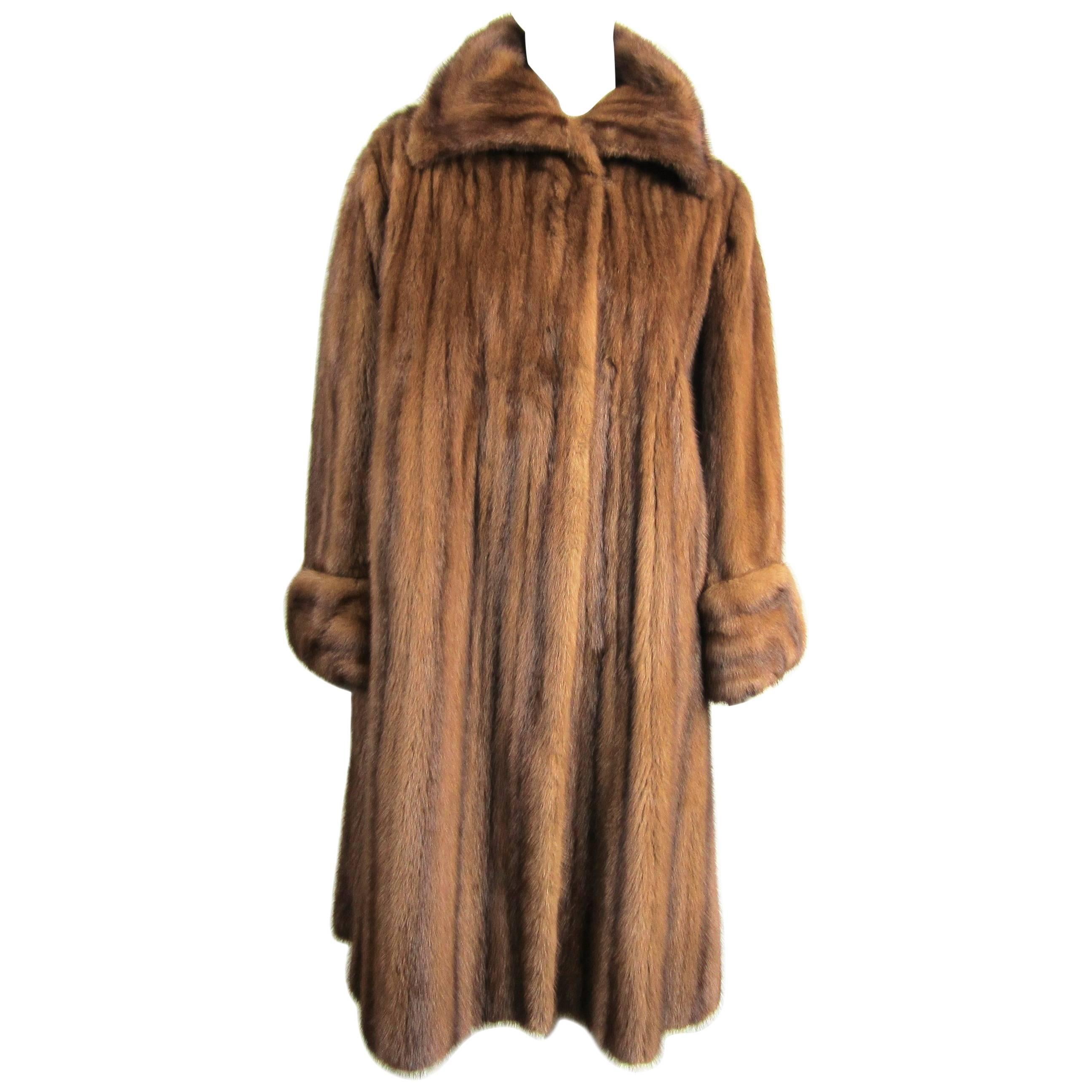 Luxurious Vintage Old Hollywood Swing Mink Fur Coat Wide Cuff