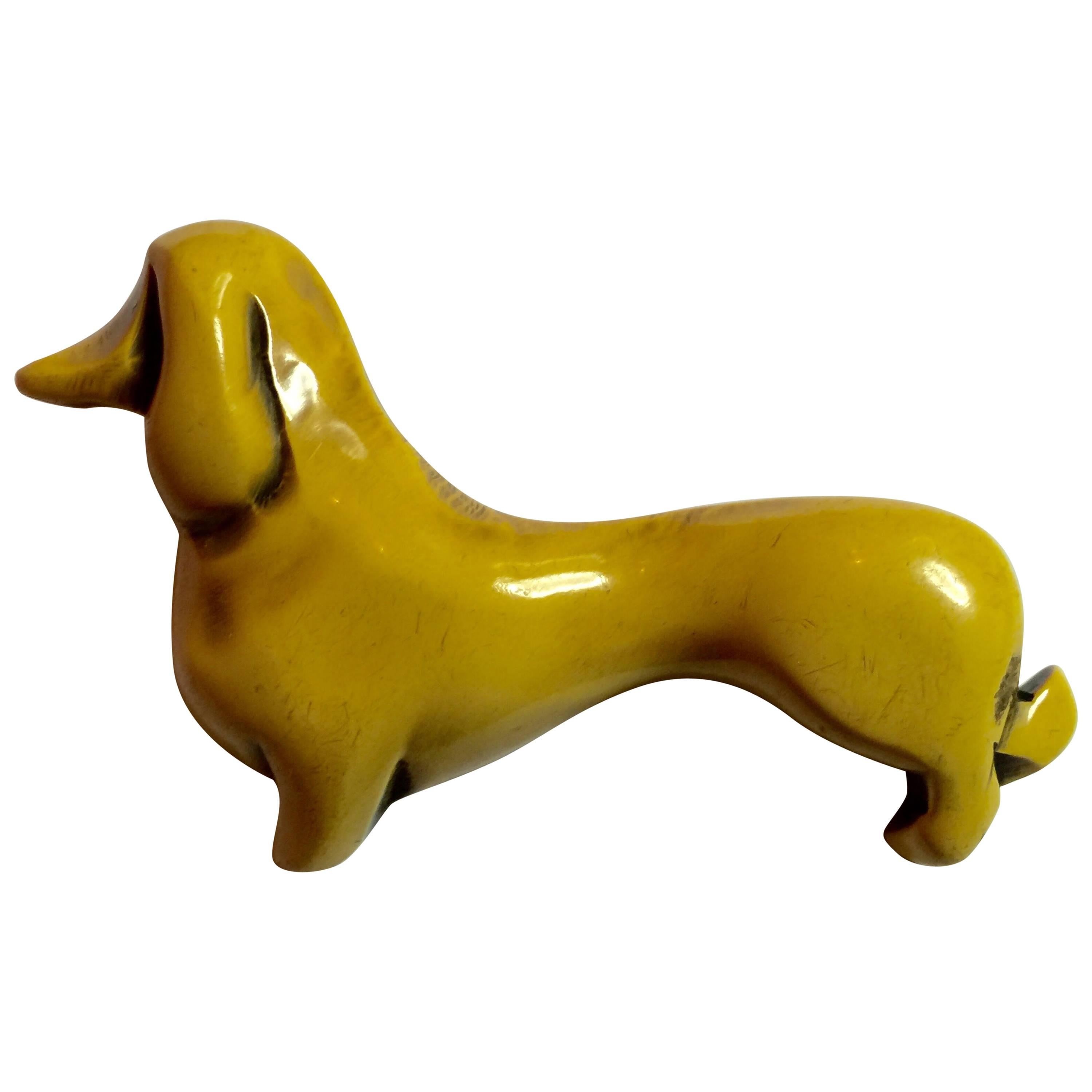 1930s  Resin Washed Bakelite Dachsund Dog Pin Brooch For Sale