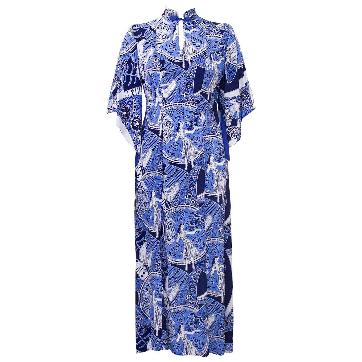 1940's Blue Hawaiian Print Rayon Hostess Gown   For Sale