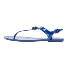 Tod's Blaue flache Zehensandalen aus Gummi mit Nieten und Quaste Größe 40
