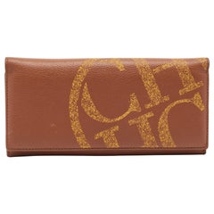 Carolina Herrera Brown Leder Logo Druck Continental Geldbörse