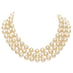 CHANEL Vintage Season 29 triple large faux pearl CC logo clasp necklace