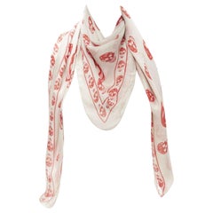 ALEXANDER MCQUEEN Signature skeleton skull gris clair rouge foulard en soie