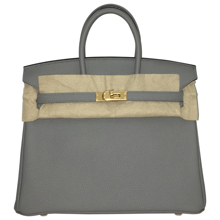 Birkin 25 in Gris Mouette Togo leather with Silver hardware. Pristine  condition. Who can say no to this elegant