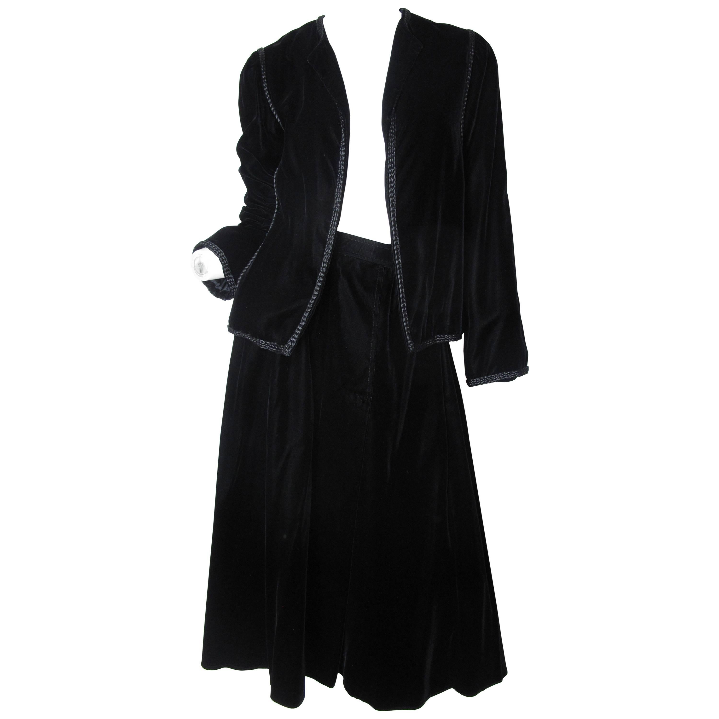 Oscar de la Renta Black Velvet Jacket and Skirt 