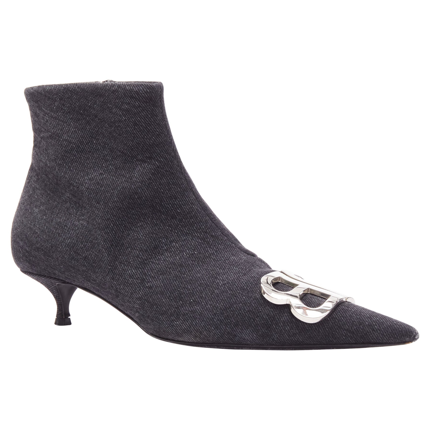 Balenciaga Demna - 145 For Sale on 1stDibs | demna balenciaga Balenciaga Demna - 145 For Sale on 1stDibs | demna balenciaga