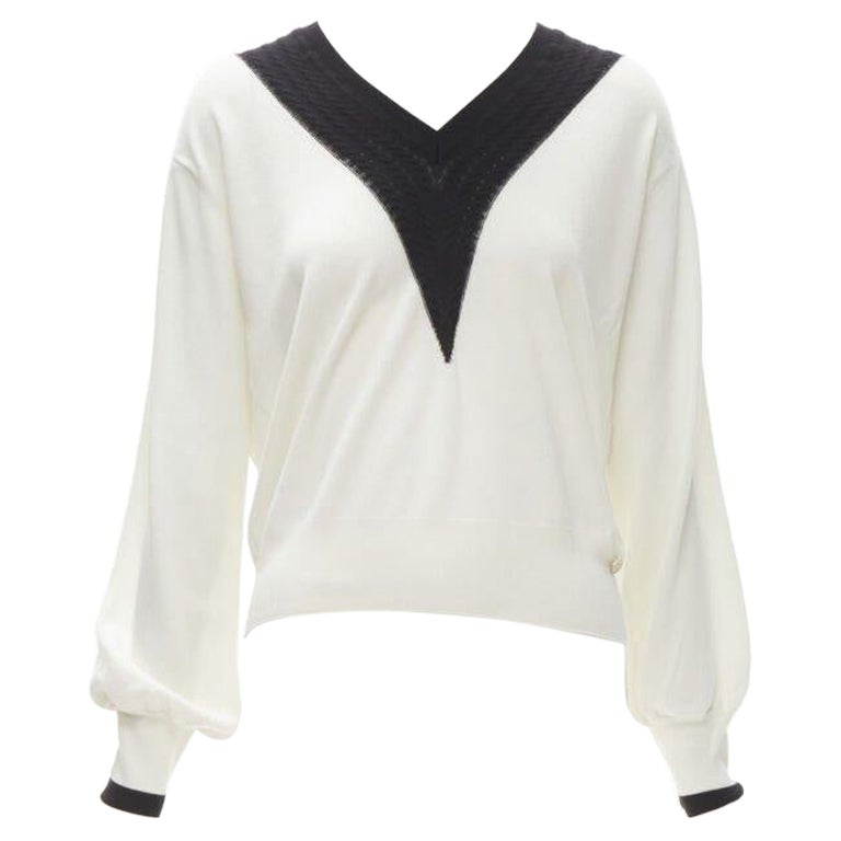 CHANEL 100% wool ivory white black intarsia chain schoolgirl sweater FR38 M For Sale