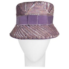 Chapeau baquet à paillettes lavande du milieu du siècle