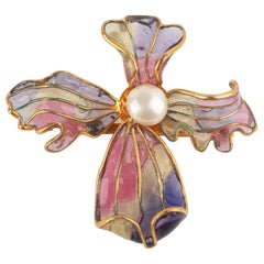 Gripoix Brooch with Glass Paste and Pearly Cabochon