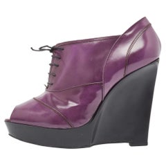 Marni Lila Lack Keil Peep Toe Stiefel Größe 39