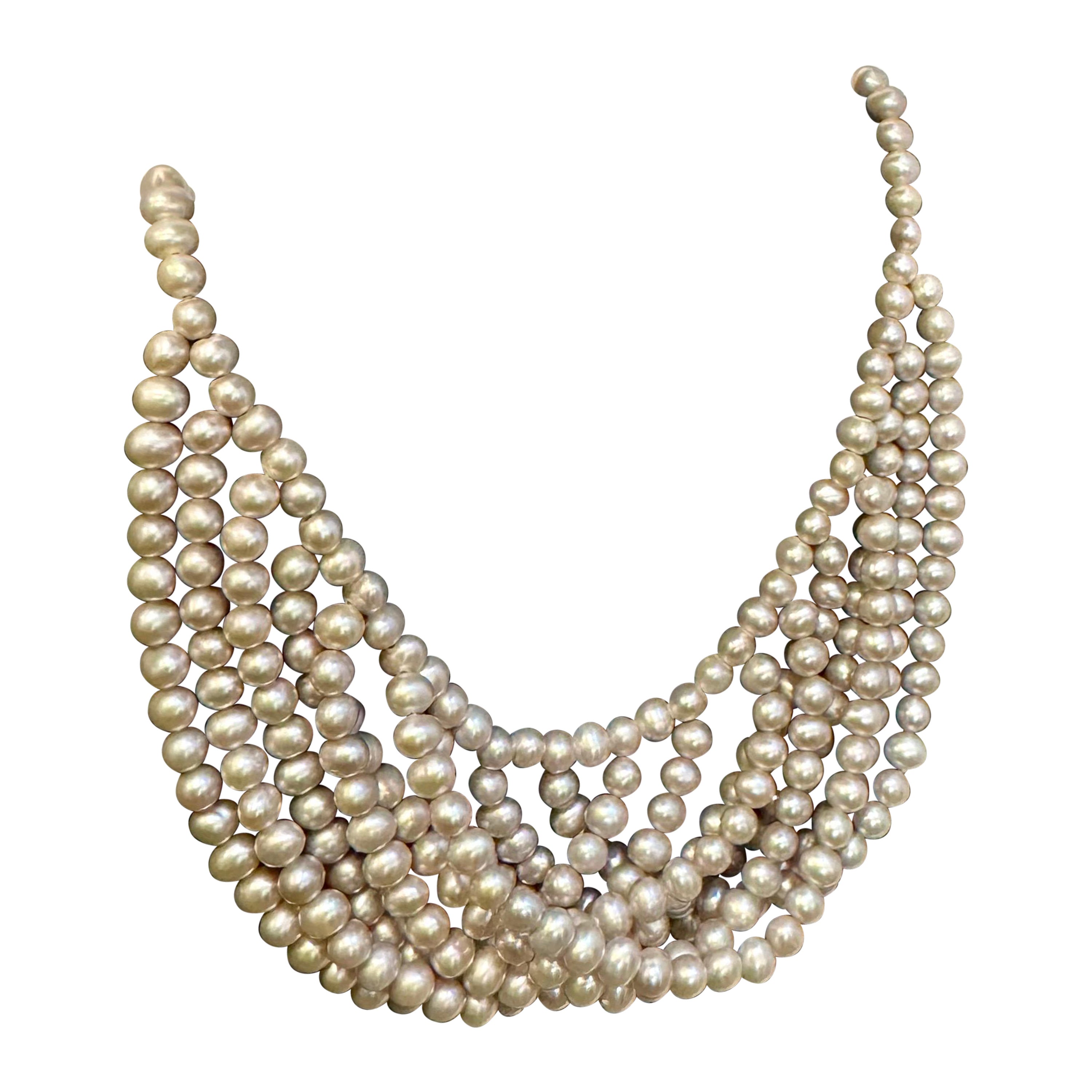 Mehrlagige Süßwasserperlenkette Timeless Elegance Silberverschluss   18" lang