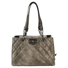 Chanel Portobello Kette Tragetasche aus Kalbsleder in Bronze, Metallic und Silber