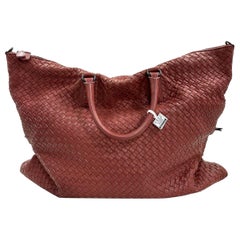 Sac fourre-tout convertible Maxi Bottega Veneta 50 cm en cuir rouge brique