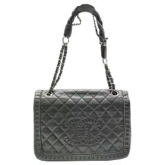 Chanel Bolso con Solapa Estambul 2011 Mediano Piel y Cadena de Nudos Negro Rojizo