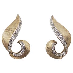 Vintage 1950s Signed Boucher Clear Rhinestone Swirl Clip Earrings