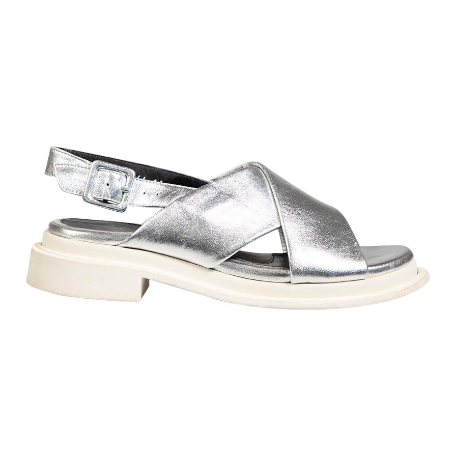 Clergerie Silver Leather Cross Strap Sandals Size IT 37 For Sale