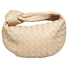 Bottega Veneta Beigefarbenes Leder Intrecciato Jodie