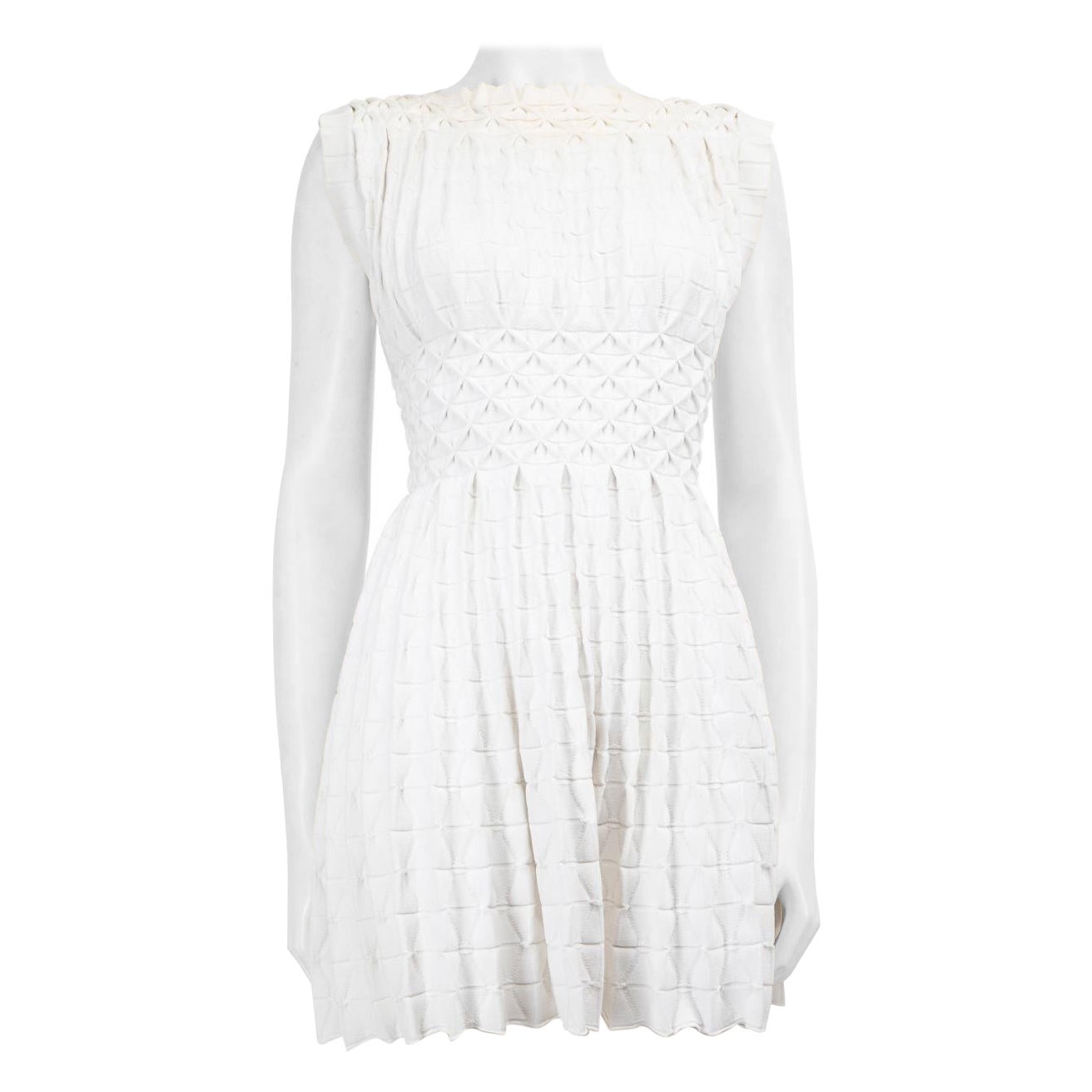 Alaia White Dress 28 For Sale on 1stDibs white alaia dress azzedine alaia white dress alaia dress white