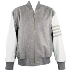 THOM BROWNE Giacca Varsity in lana mista bianca e grigia taglia XL