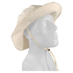 JACQUEMUS Sombrero de Algodón Blanco Plateado Raw Edges
