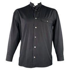 Issey Miyake - Camicia a maniche lunghe in cotone nero con una sola tasca - taglia L