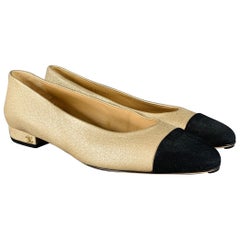 Chanel Taille 8 Or Noir Cuir Cap Toe Flats