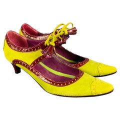ETRO Size 7.5 Green Burgundy Suede Perforated Patent Leather Tassel Pumps