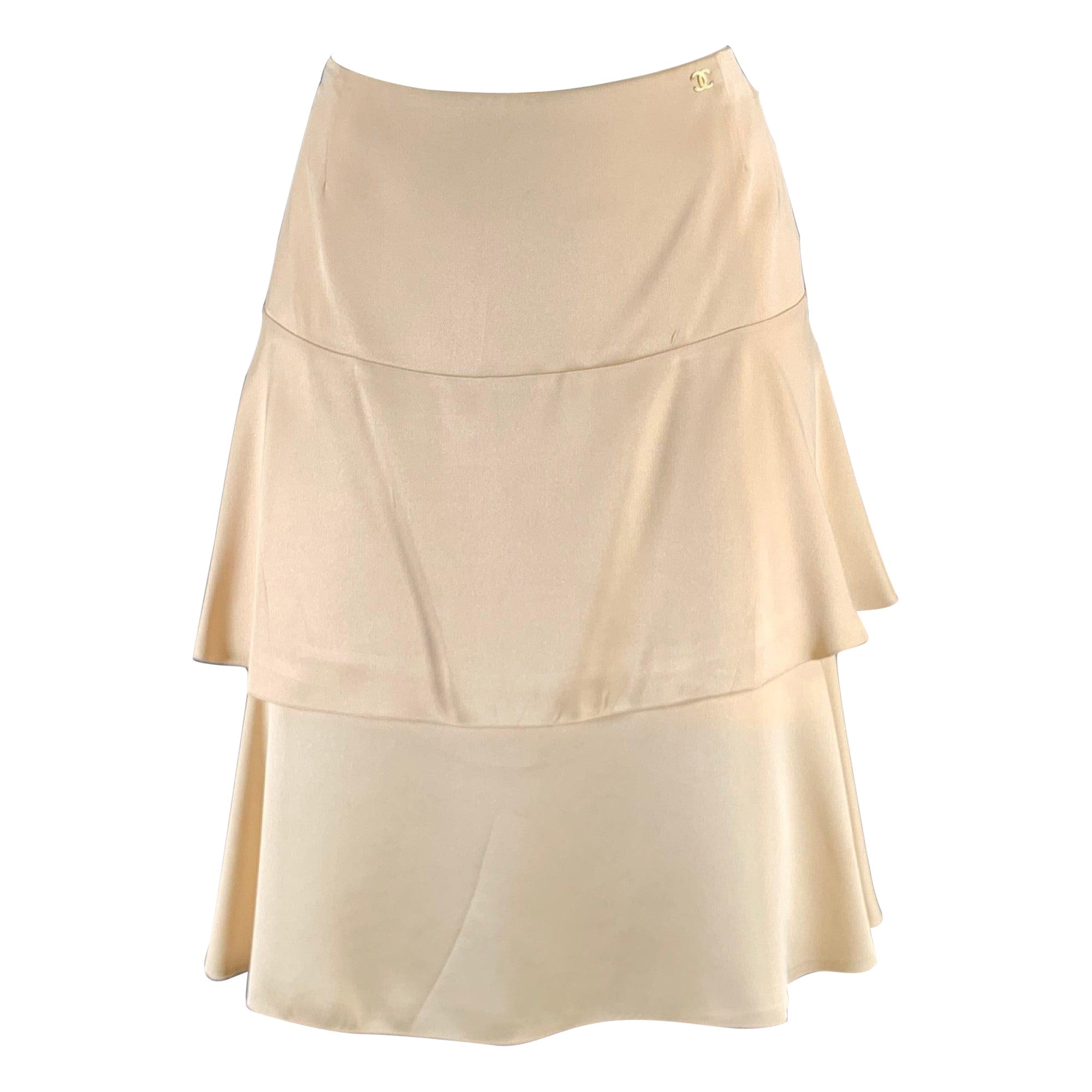 CHANEL Size 4 Beige Silk Layered Below Knee Skirt For Sale