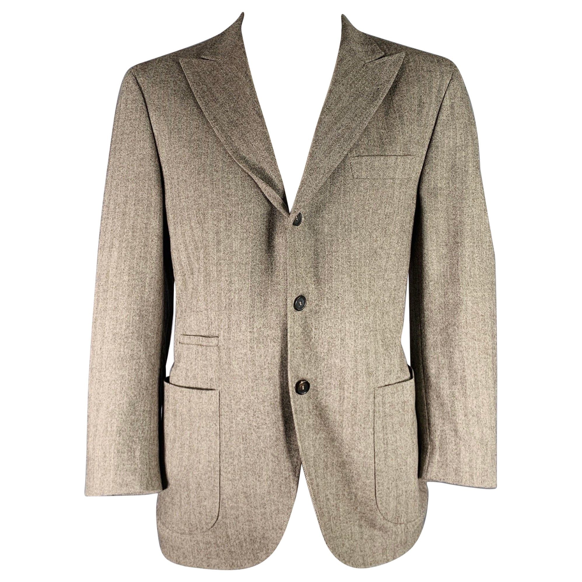 BRUNELLO CUCINELLI Size 44 Beige Brown Herringbone Peak Lapel Sport Coat For Sale