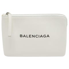 Balenciaga - Astuccio con zip in pelle bianca