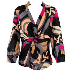 DIANE VON FURSTENBERG Talla 8 Blusa de seda multicolor con cuello en V fruncido