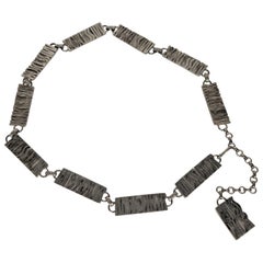 Ceinture iconique Miss Dior, années 1970