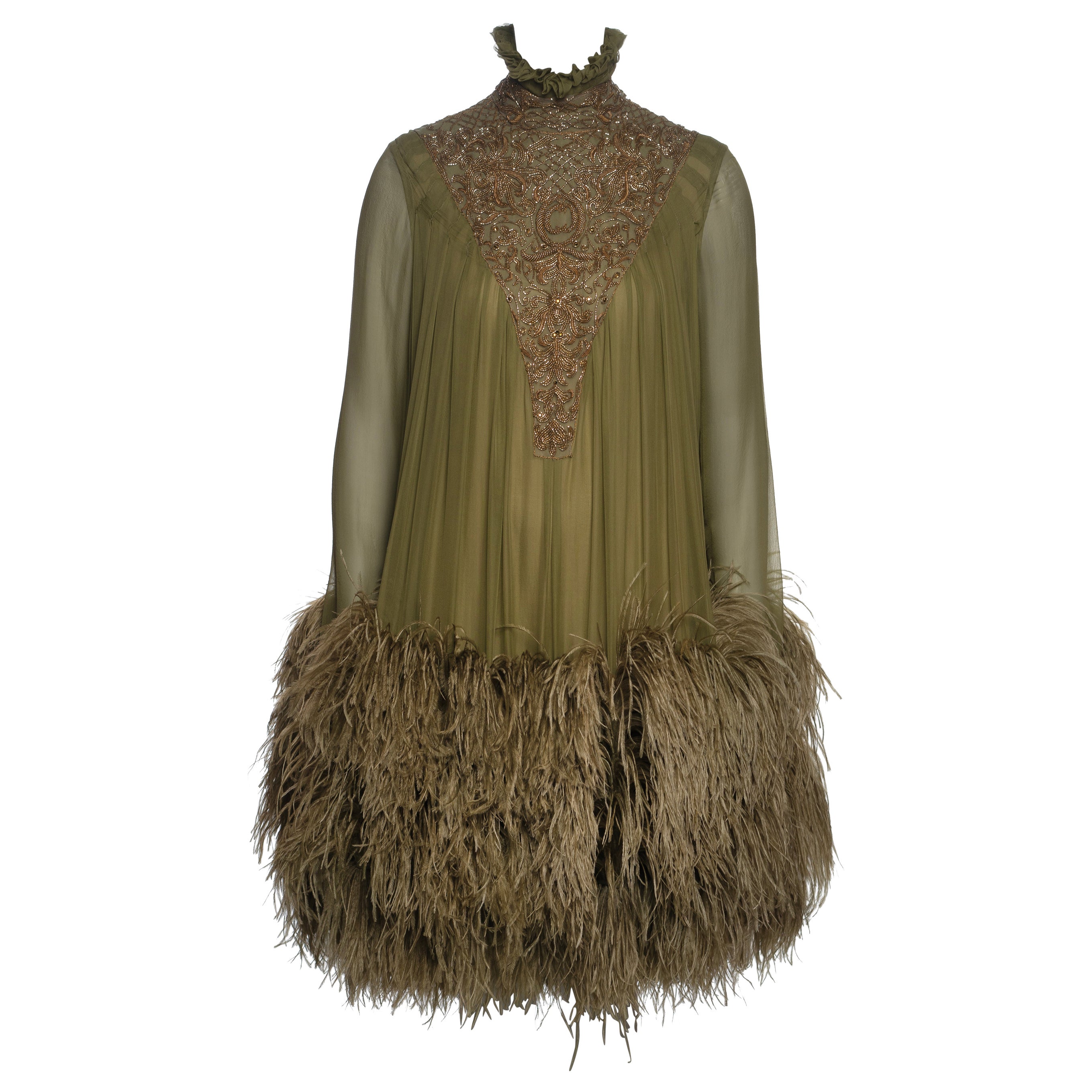 Alexander McQueen Vestido de gasa adornado con plumas de avestruz, FW 2006 en venta