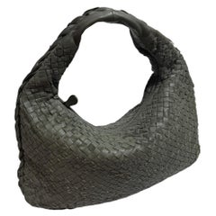 Bottega Veneta Veneta Hobo Medium Leather and Velvet Grey Green 41cm