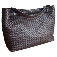 Bottega Veneta Garda Shoulder Bag Intrecciato Nappa Leather Brown Large 33cm