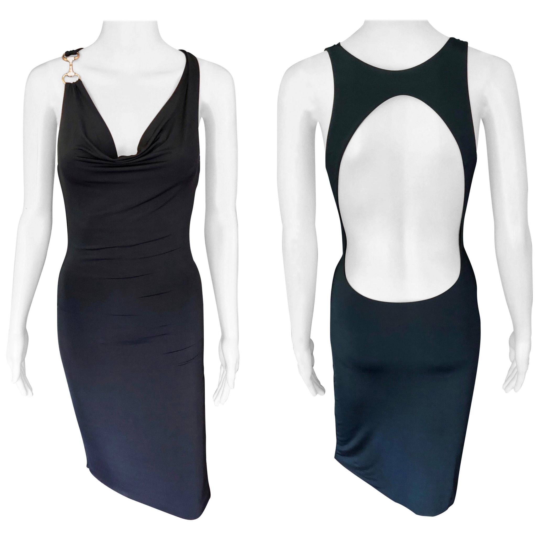 Gucci Vintage Vestido Negro Bodycon Espalda Recortada Herradura Adornada con Cristales en venta