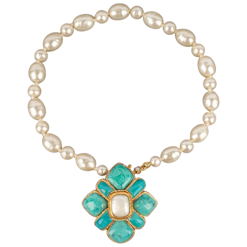 Chanel Costume Pearl Pendant Necklace Spring, 1998 For Sale