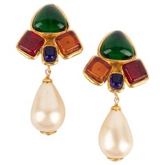 Vintage Chanel Golden Metal Clip-on Earrings, 1990s