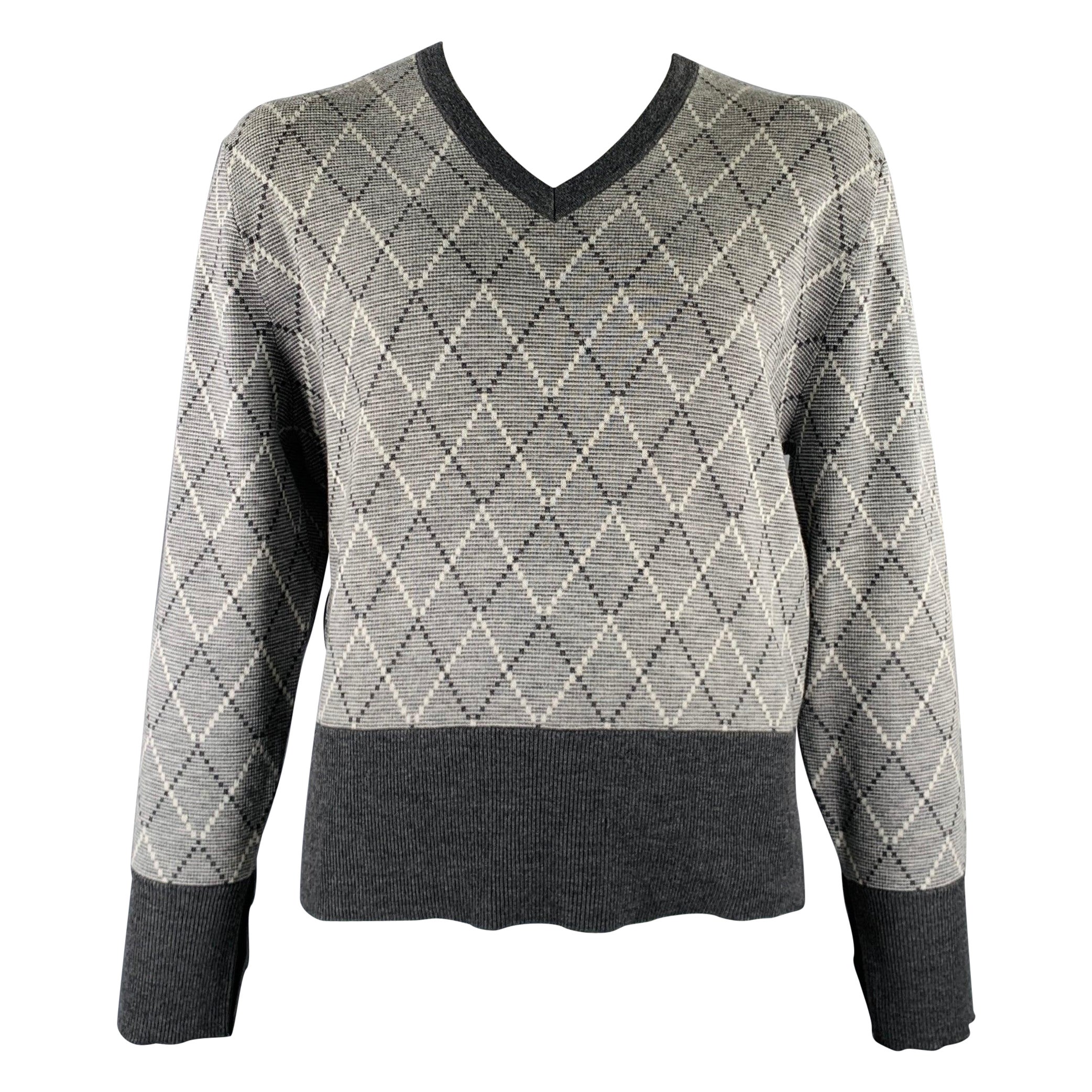 BLACK FLEECE Size XXL Grey White Diamond Wool Blend V-Neck Pullover For Sale