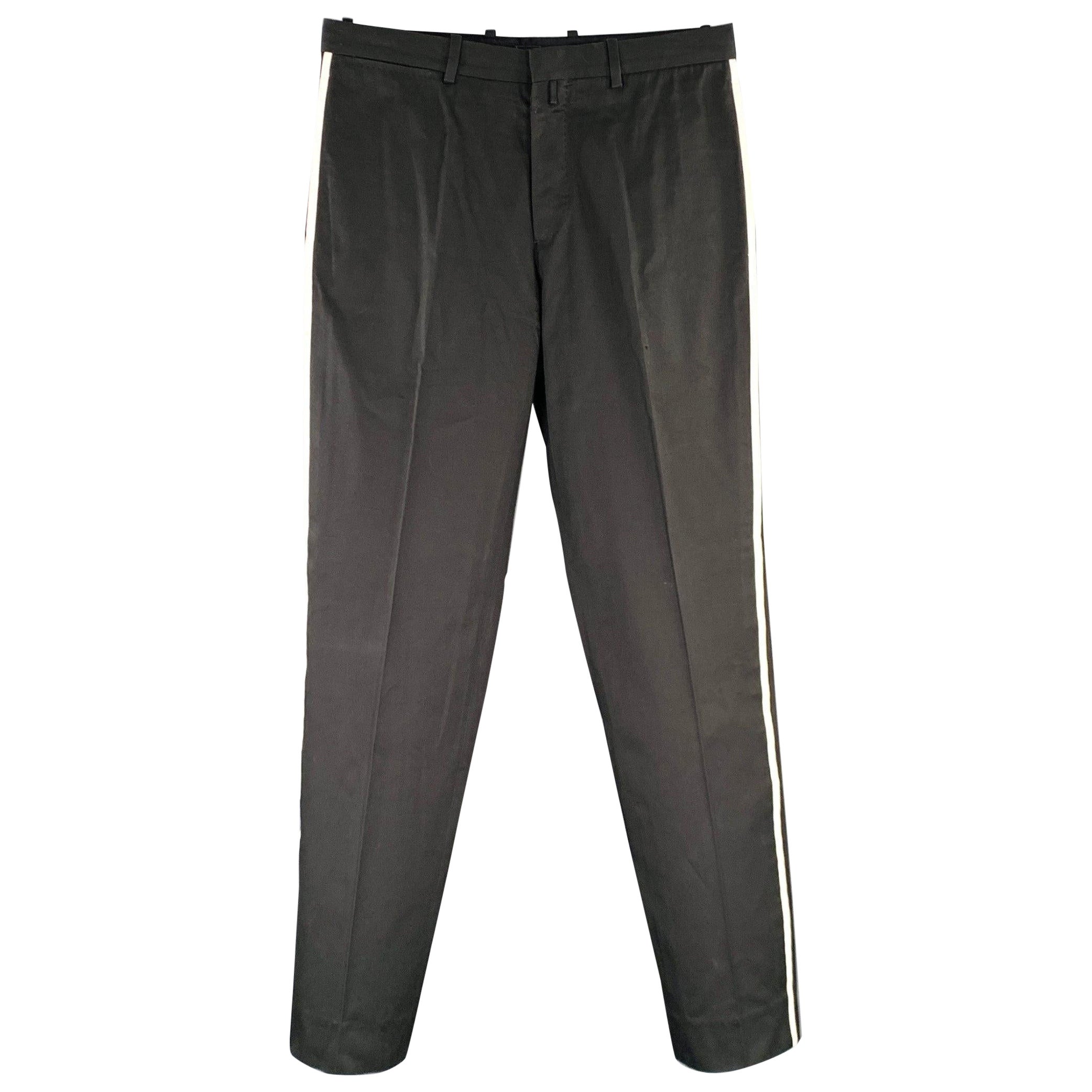 JIL SANDER Size 30 Black White Vertical Stripe Cotton Flat Front Dress Pants For Sale