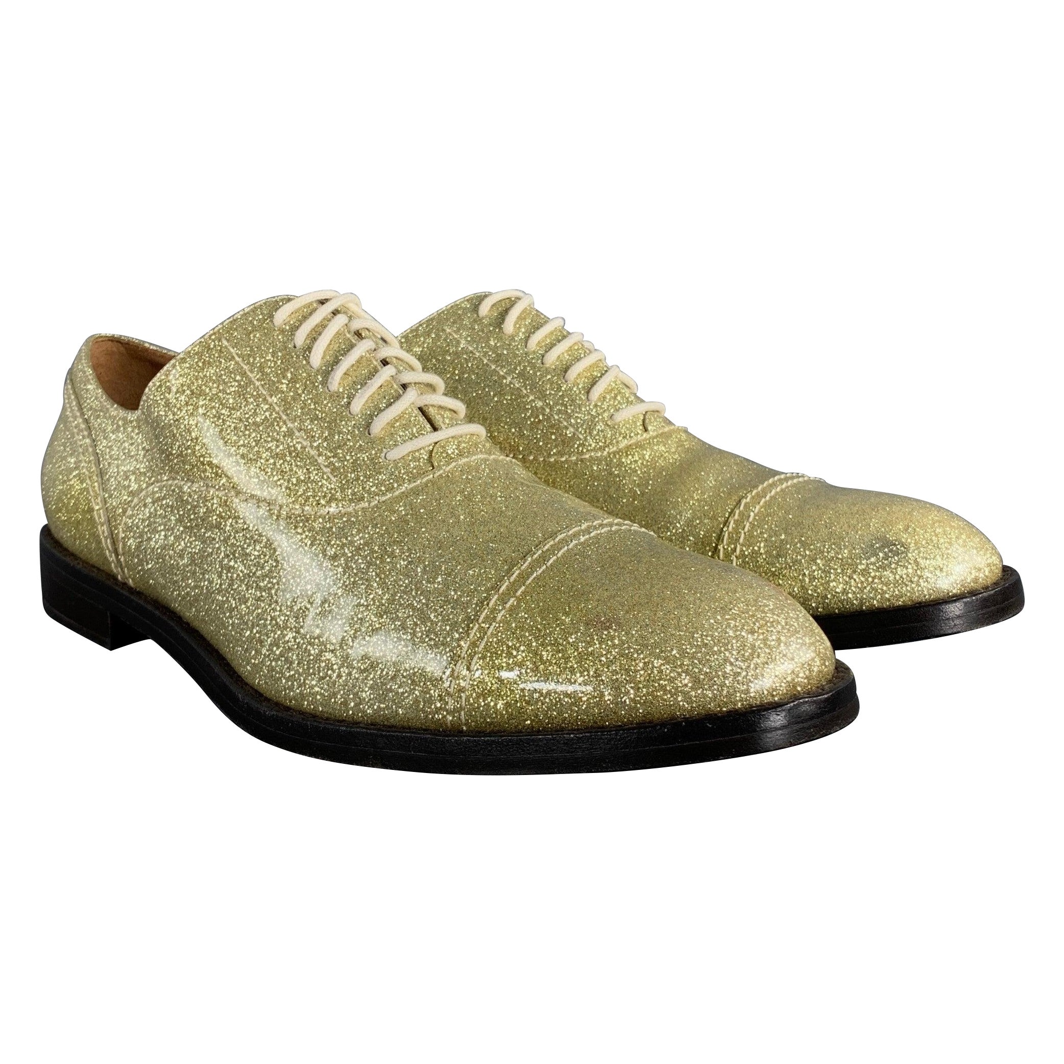 MARC JACOBS Talla 10 Cordones de cuero dorados metalizados