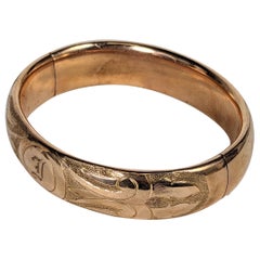 Brazalete victoriano grabado y grabado en oro