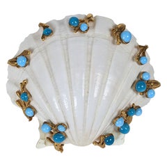 MWLC Gripoix Glass Decorated Scallop Shell Pendant Brooch