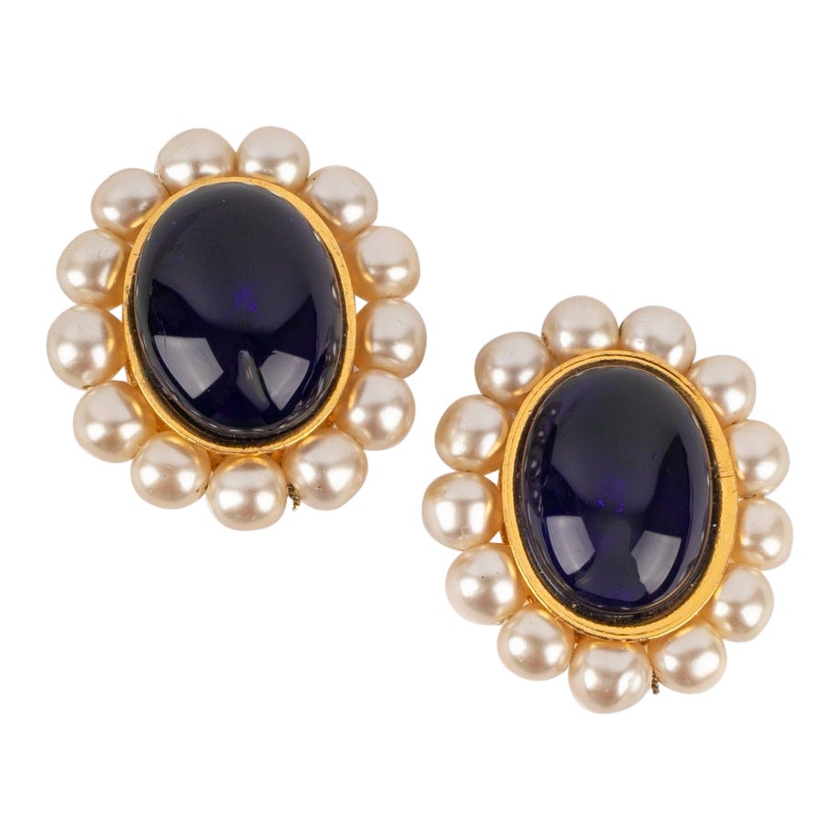 Chanel Golden Metal Earrings, 2cc5 For Sale