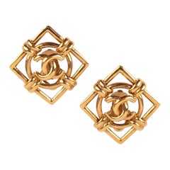 Chanel Goldene Metall-Ohrringe, 2009