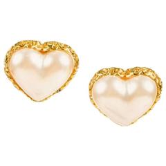 Vintage Chanel Season 28 Gold Tone Faux Pearl Heart 'CC' Clip On Earrings