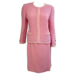 Rare Chanel 1990s Size 44 10 Bubblegum Pink Boucle Vintage 90s Jacket Skirt Suit
