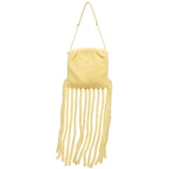 Seltene BOTTEGA VENETA Daniel Lee Laufsteg Crossbody Clutch aus beigefarbenem Shearling mit Fransen