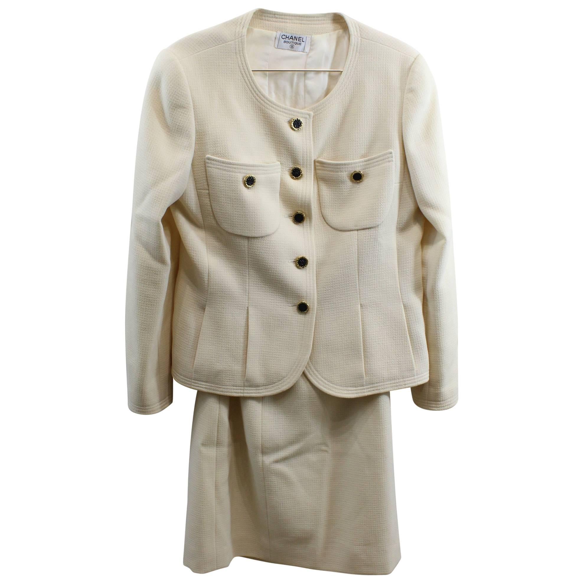 Chanel Vintage Beige Suit with Golden Bouttons For Sale