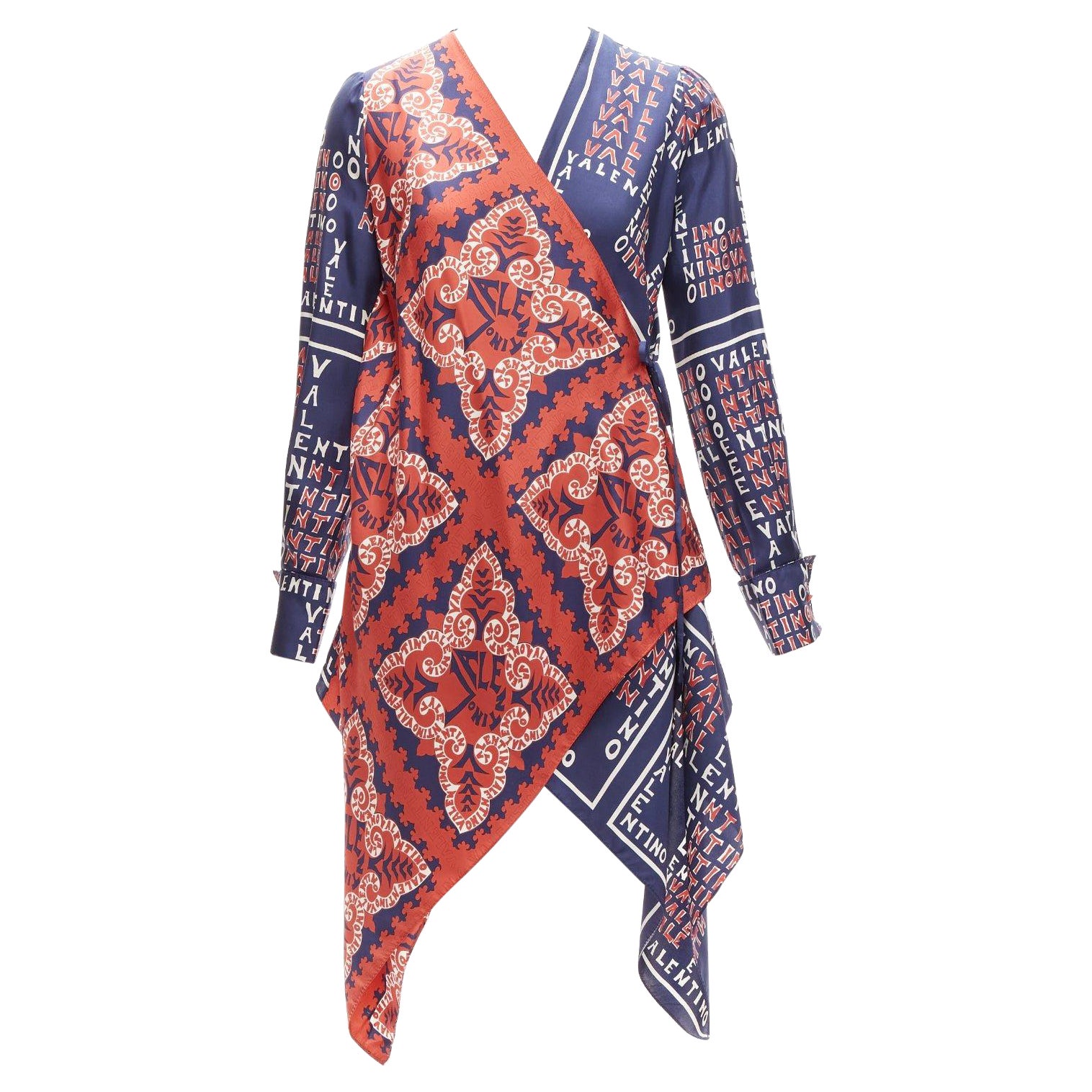 VALENTINO 100% Seide marineblau rot Archive Logo Print Wickelkimonohemd IT36 XXS im Angebot